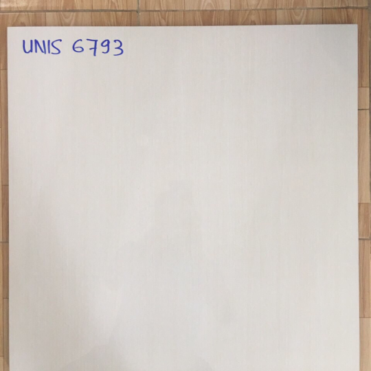 Gạch Lát Nền Vitto 60x60 Bóng Kính Trắng Sọc Vàng Kem 6793